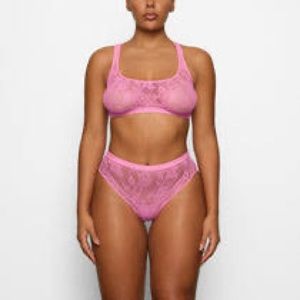 Skims knit lace scoop neck bralette